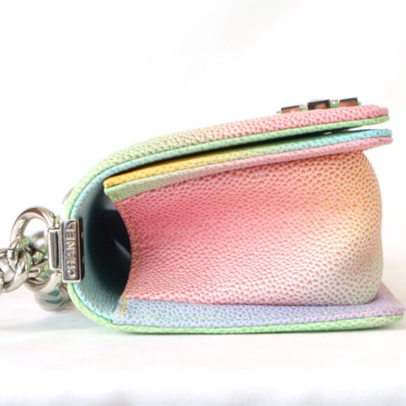 CHANEL Caviar Rainbow Boy Flap Bag Quilted 20 - Picture 6 of 16